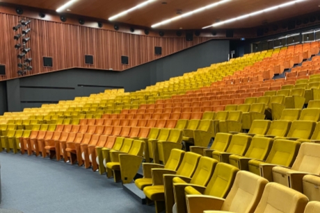 Perfecting Acoustic Harmony: Key Considerations for Optimal Conference Hall Sound Systems